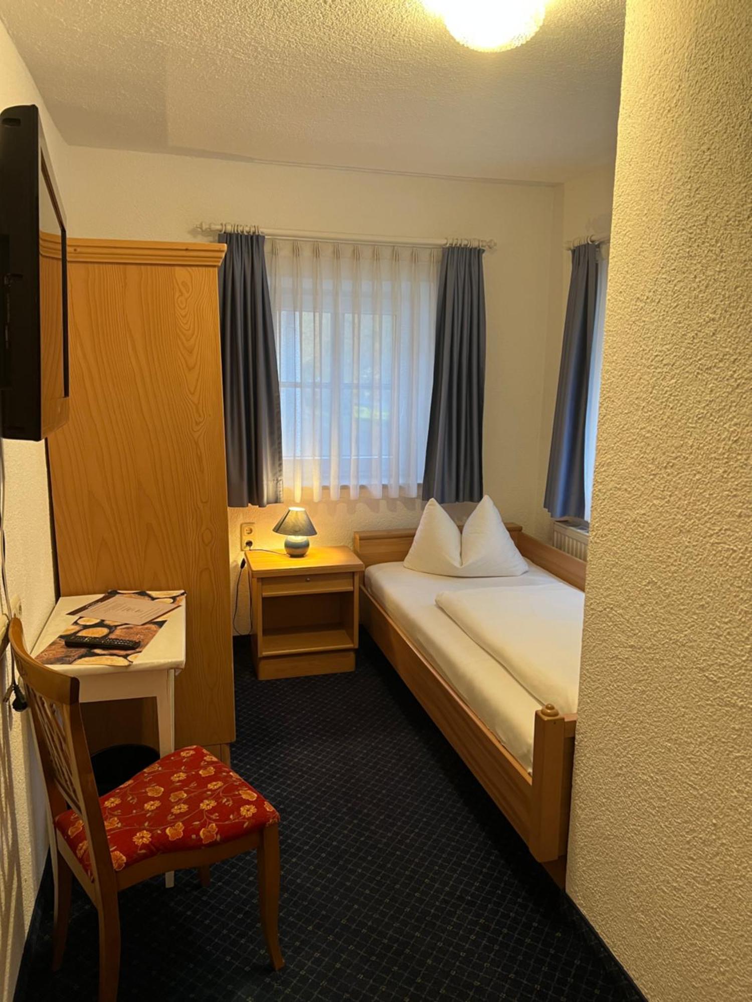 Gasthaus Zur Post Waal Exteriör bild